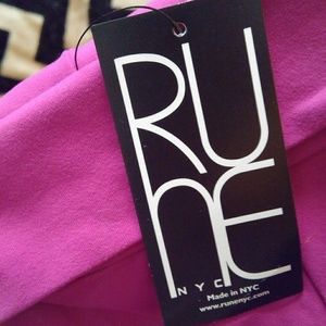 Rune Abby Supplex Leggings NWOT